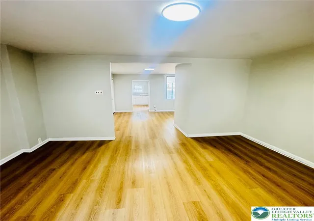 Photo 3 of Townhouse for sale at 731 Chestnut St, Allentown, PA 18102 | MLS# 784041 | Listing updated on 2026-09-05