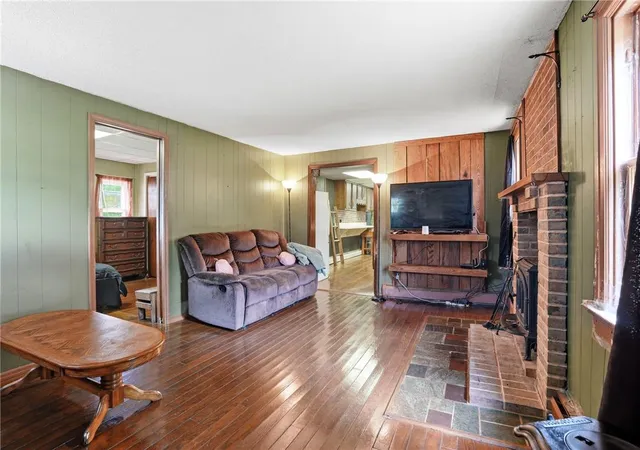 Photo 3 of Sale Pending at 3573 Lower Saucon Rd, Hellertown, PA 18055 | MLS# 783356 | Listing updated on 2026-09-15