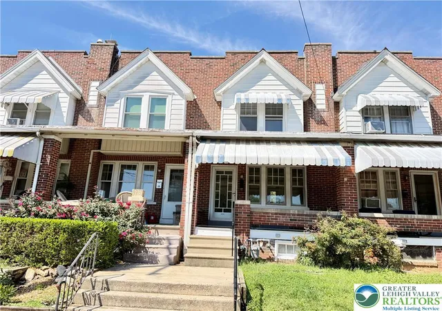 Photo 1 of Sale Pending at 2005 W Washington St, Allentown, PA 18104 | MLS# 784093 | Listing updated on 2026-09-14