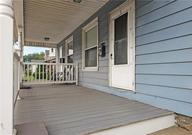 Listing Photo 4 - Condo for sale in building located at 244 S 1st St, Bangor, PA 18013