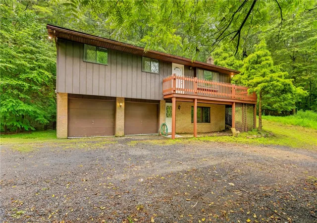 Photo 2 of Sale Pending at 1570 Astolat Rd, Effort, PA 18330 | MLS# 784101 | Listing updated on 2026-09-19