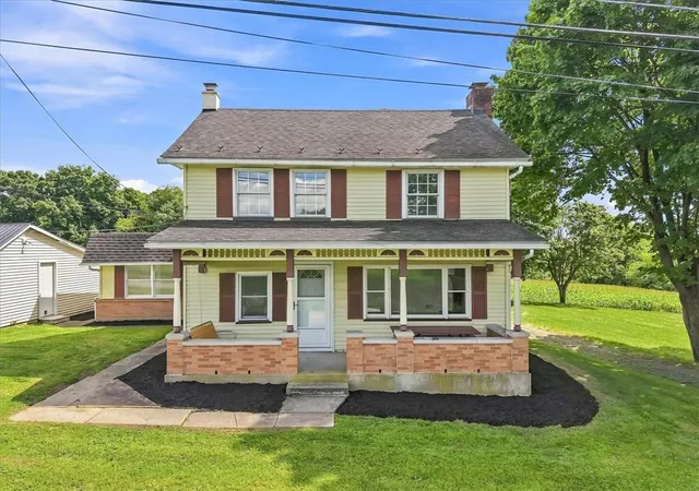 Photo 2 of Single family home for sale at 2412 Clearview Rd, Coplay, PA 18037 | MLS# 784113 | Listing updated on 2026-10-03