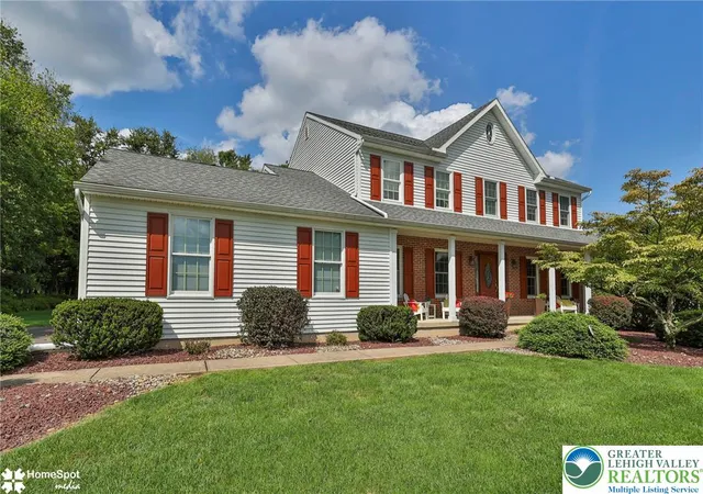 Photo 3 of Sale Pending at 204 Fence Row Dr, Nazareth, PA 18064 | MLS# 784073 | Listing updated on 2026-09-15