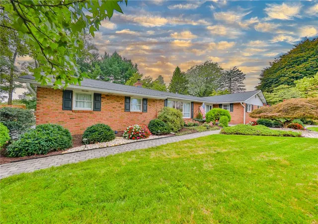 Photo 3 of Sale Pending at 2826 Hillcrest Dr E, Coplay, PA 18037 | MLS# 784104 | Listing updated on 2026-09-19