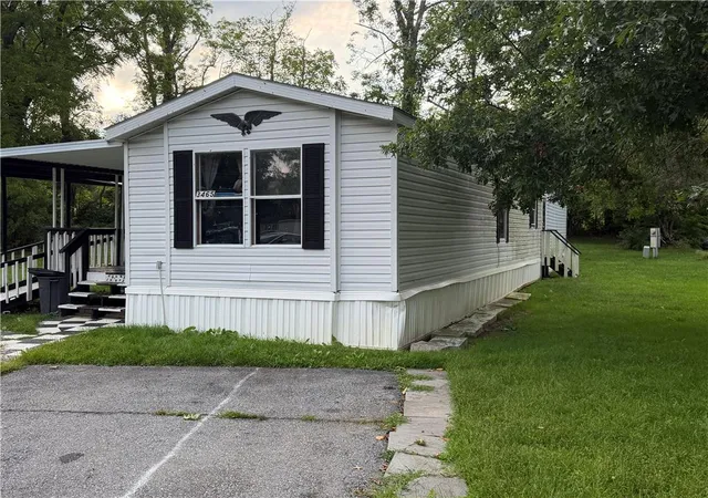 Photo 2 of Manufactured home for sale at 3456 Franklin Sq, Northampton, PA 18067 | MLS# 783752 | Listing updated on 2026-09-30