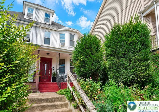 Photo 2 of Single family home for sale at 1147 Wood Ave, Easton, PA 18042 | MLS# 784090 | Listing updated on 2026-09-21
