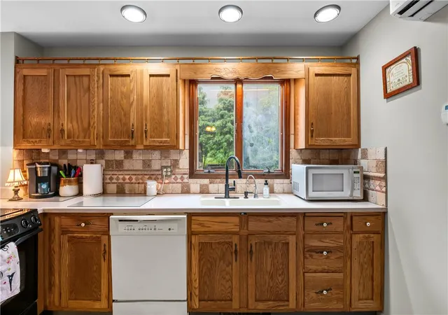Photo 4 of Sale Pending at 214 Grouse Hl Rd, Barto, PA 19504 | MLS# 784129 | Listing updated on 2026-09-17