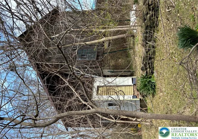 Photo 4 of Single family home for sale at 1846 Independent Rd, Breinigsville, PA 18031 | MLS# 784153 | Listing updated on 2026-09-20