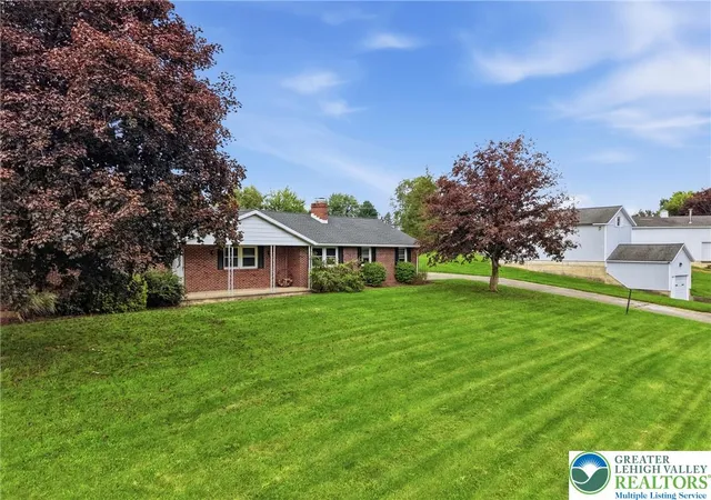 Photo 3 of Sale Pending at 628 Williams Rd, Nazareth, PA 18064 | MLS# 784138 | Listing updated on 2026-09-19