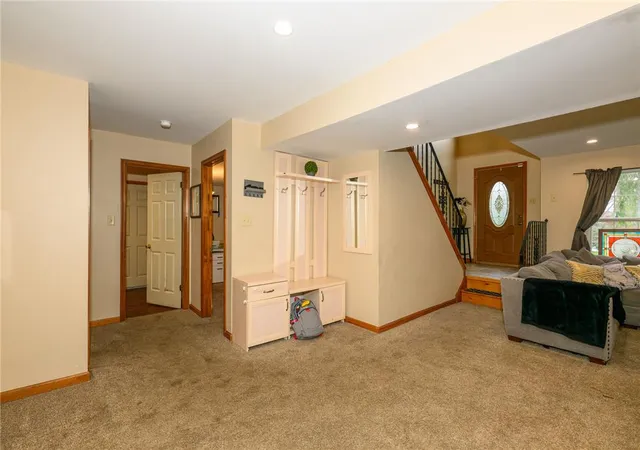 Photo 3 of Single family home for sale at 3722 Apple Rd, Orefield, PA 18069 | MLS# 784108 | Listing updated on 2026-09-27