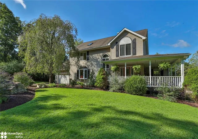 Photo 1 of Sale Pending at 4010 Crst View Dr, Stroudsburg, PA 18360 | MLS# 783657 | Listing updated on 2026-09-20