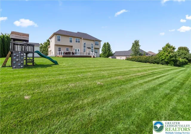 Photo 3 of Sale Pending at 2305 Madeira Dr, Macungie, PA 18062 | MLS# 782960 | Listing updated on 2026-09-26