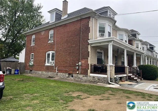 Photo 2 of Single family home for sale at 426 W Berwick St, Easton, PA 18042 | MLS# 783972 | Listing updated on 2026-09-09
