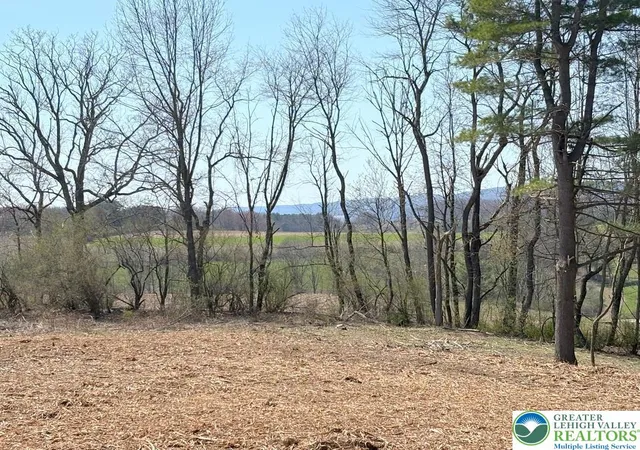 Photo 3 of Single family home for sale at 16 Ricks Rd, New Ringgold, PA 17960 | MLS# 784203 | Listing updated on 2026-09-09