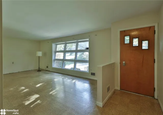 Photo 3 of Sale Pending at 1819 Monocacy St, Bethlehem, PA 18018 | MLS# 782516 | Listing updated on 2026-09-13