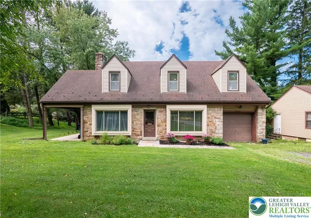 Photo 2 of Single family home for sale at 52 S Cedar Crst Blvd, Allentown, PA 18104 | MLS# 784168 | Listing updated on 2026-09-11