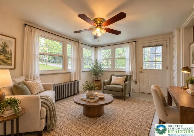 Photo 2 of Single family home for sale at 40 Fairview Ave, Mount Pocono, PA 18344 | MLS# 784257 | Listing updated on 2026-09-21