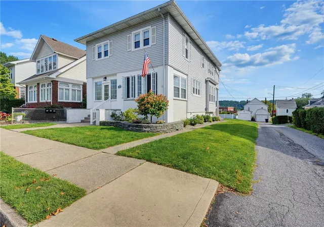 Photo 3 of Sale Pending at 1839 Richmond Ave, Bethlehem, PA 18018 | MLS# 784158 | Listing updated on 2026-09-18