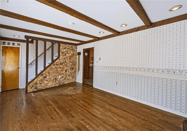 Photo 2 of Sale Pending at 1936 S Bradford St, Allentown, PA 18103 | MLS# 783868 | Listing updated on 2026-09-14