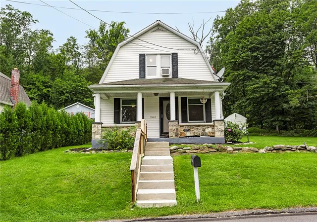 Photo 3 of Sale Pending at 280 Oak Rd, Bangor, PA 18013 | MLS# 784298 | Listing updated on 2026-09-17