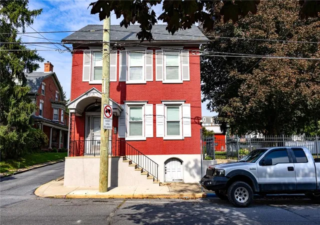 Photo 1 of Single family home for sale at 123 Front St, Catasauqua, PA 18032 | MLS# 783953 | Listing updated on 2026-09-29