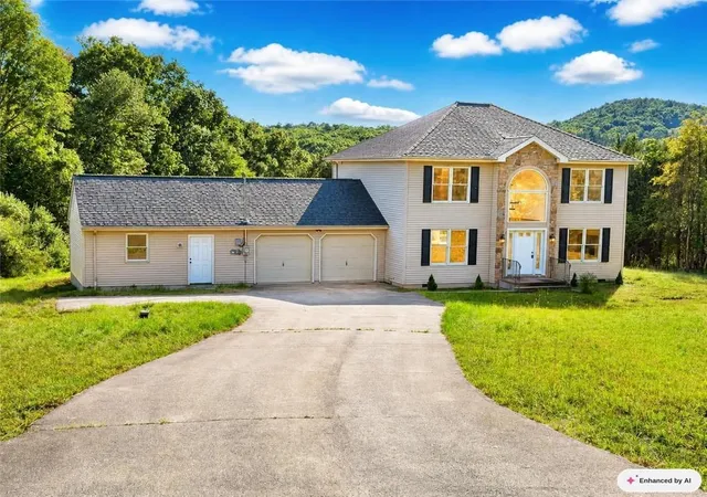 Photo 1 of Single family home for sale at 5693 Neola Rd, Stroudsburg, PA 18360 | MLS# 783130 | Listing updated on 2026-09-30