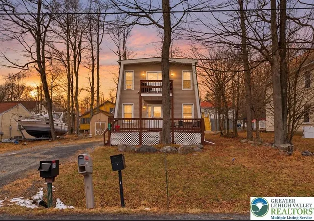 Photo 1 of Single family home for sale at 6250 Park Pl, Tobyhanna, PA 18466 | MLS# 784330 | Listing updated on 2026-09-17