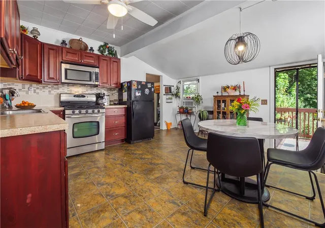 Photo 3 of Single family home for sale at 2355 Pennsylvania Ave, Bangor, PA 18013 | MLS# 784314 | Listing updated on 2026-09-23