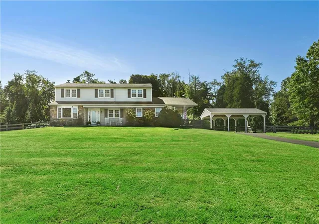 Photo 3 of Single family home for sale at 4384 Lehnenberg Rd, Durham Twp, PA 18077 | MLS# 784062 | Listing updated on 2026-10-07