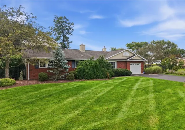 Photo 3 of Sale Pending at 5028 Trexler Rd, Schnecksville, PA 18078 | MLS# 784365 | Listing updated on 2026-09-23