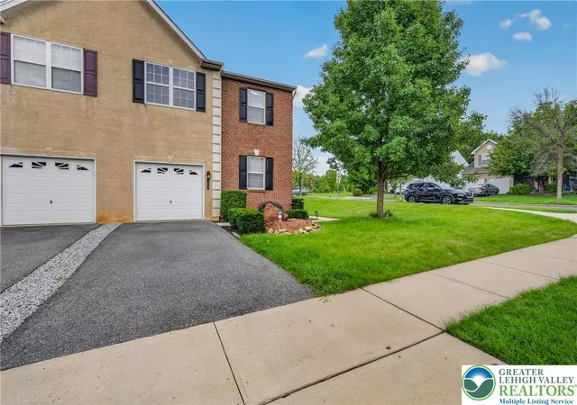 Photo 1 of Single family home for sale at 6801 Hunt Dr, Macungie, PA 18062 | MLS# 784197 | Listing updated on 2026-09-12