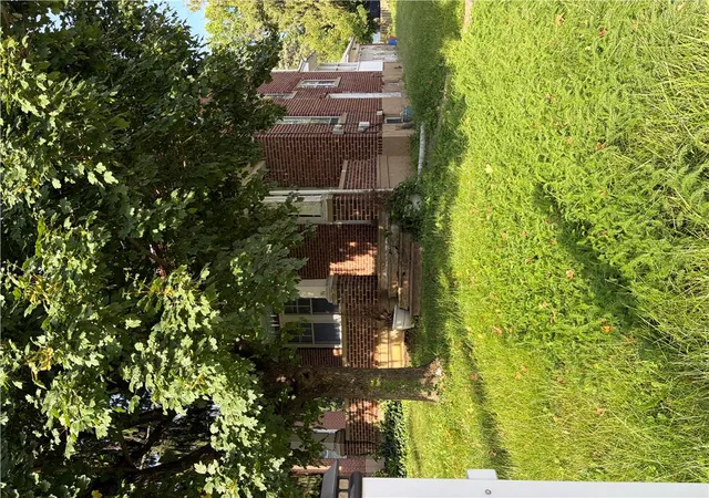 Photo 2 of Single family home for sale at 1215 Tatamy Rd, Easton, PA 18045 | MLS# 784423 | Listing updated on 2026-09-13