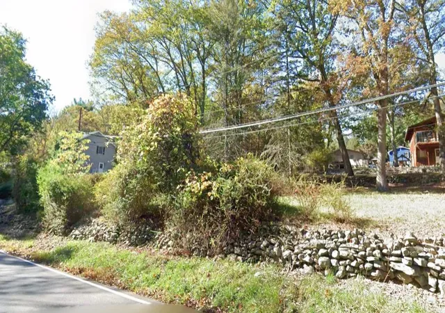 Photo 2 of Land for sale at 4404 Woodside Dr, East Stroudsburg, PA 18301 | MLS# 784272 | Listing updated on 2026-09-13