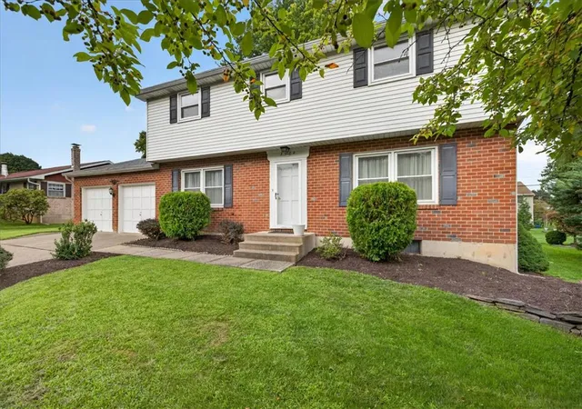 Single family home for sale at 2722 Andrea Dr, Allentown, PA 18103 | MLS# 784435
