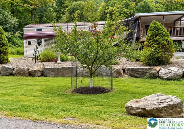 Photo 2 of Sale Pending at 170 Wheeler Rd, Moscow, PA 18444 | MLS# 784414 | Listing updated on 2026-09-19