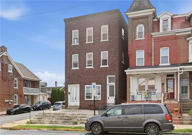 Photo 2 of Sale Pending at 702 Saint John St, Allentown, PA 18103 | MLS# 784327 | Listing updated on 2026-09-25