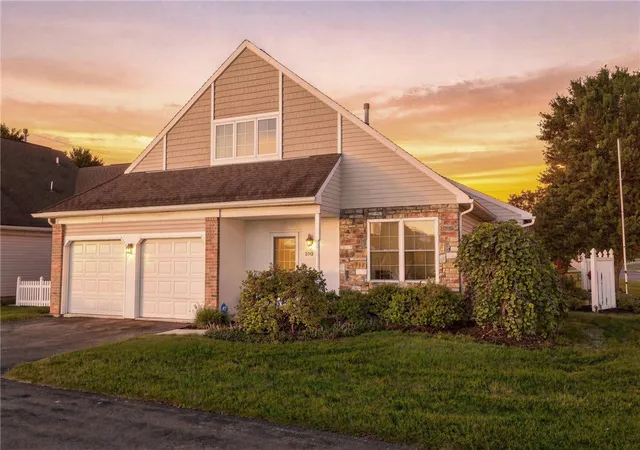 Photo 2 of Sale Pending at 2512 Waynesborough Ct, Macungie, PA 18062 | MLS# 784449 | Listing updated on 2026-09-18