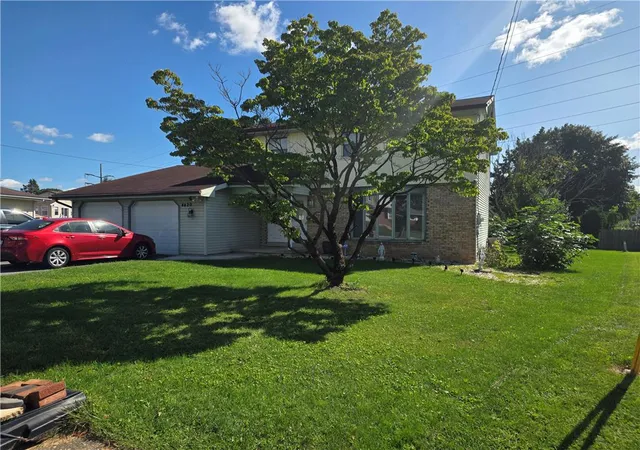 Photo 2 of Single family home for sale at 4420 Phillip, Whitehall, PA 18052 | MLS# 784477 | Listing updated on 2026-09-14
