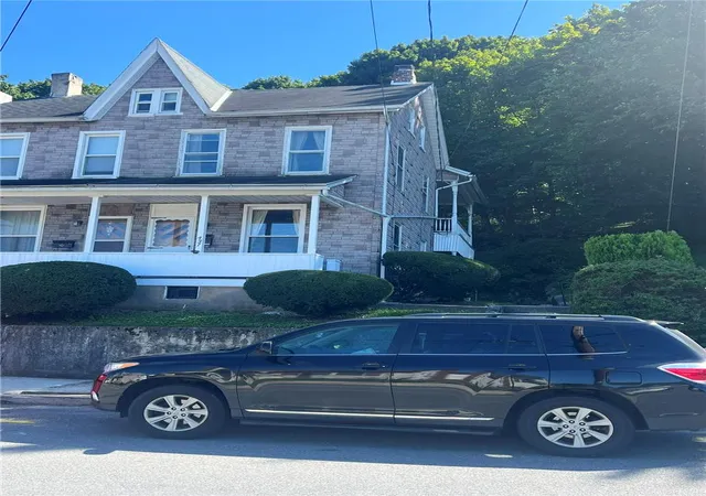 Photo 1 of Single family home for sale at 437 South St, Slatington, PA 18080 | MLS# 784500 | Listing updated on 2026-10-05