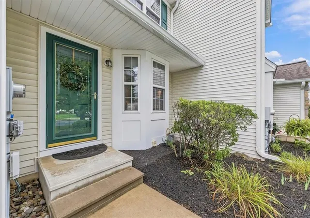 Photo 3 of Sale Pending at 273 Park Ridge Dr, Easton, PA 18040 | MLS# 784434 | Listing updated on 2026-09-23