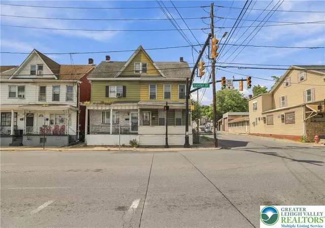 Photo 1 of Townhouse for sale at 200 Center St, Schuylkill, PA 18252 | MLS# 784534 | Listing updated on 2026-09-16