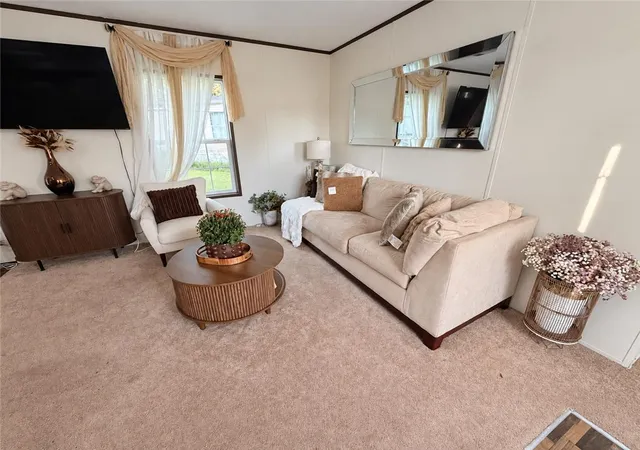 Photo 4 of Manufactured home for sale at 1008 Cherry Tree Xing, Breinigsville, PA 18031 | MLS# 784533 | Listing updated on 2026-09-15