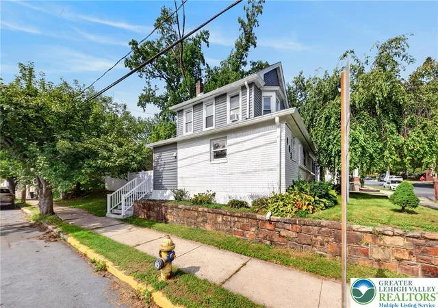 Photo 1 of Single family home for sale at 903 Seneca St, Fountain Hill, PA 18015 | MLS# 784468 | Listing updated on 2026-09-24