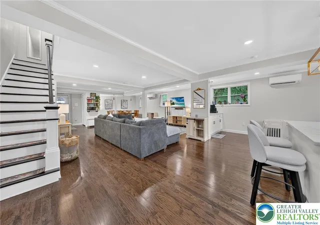 Photo 4 of Single family home for sale at 903 Seneca St, Fountain Hill, PA 18015 | MLS# 784468 | Listing updated on 2026-09-24