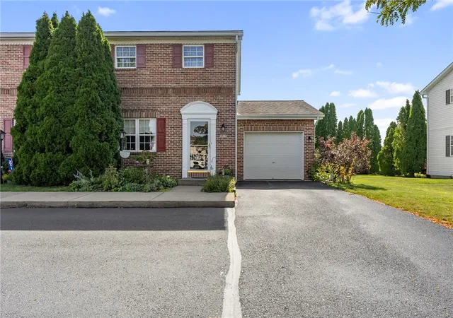 Photo 1 of Sale Pending at 4930 Shawnee Ct, Schnecksville, PA 18078 | MLS# 784555 | Listing updated on 2026-10-05