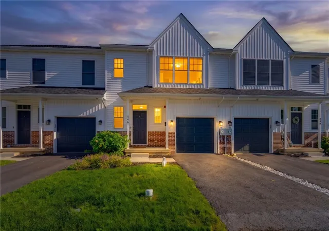 Photo 3 of Townhouse for sale at 546 North St, Emmaus, PA 18049 | MLS# 784429 | Listing updated on 2026-10-05