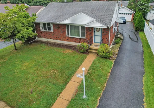 Photo 3 of Sale Pending at 232 Sterling St, Allentown, PA 18104 | MLS# 784559 | Listing updated on 2026-09-23