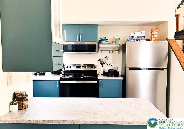 Photo 2 of Single family home for sale at 1358 Winding Way, Tobyhanna, PA 18466 | MLS# 784447 | Listing updated on 2026-09-17