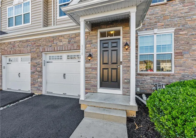 Photo 3 of Townhouse for sale at 310 Redclover Ln, Allentown, PA 18104 | MLS# 784472 | Listing updated on 2026-10-02