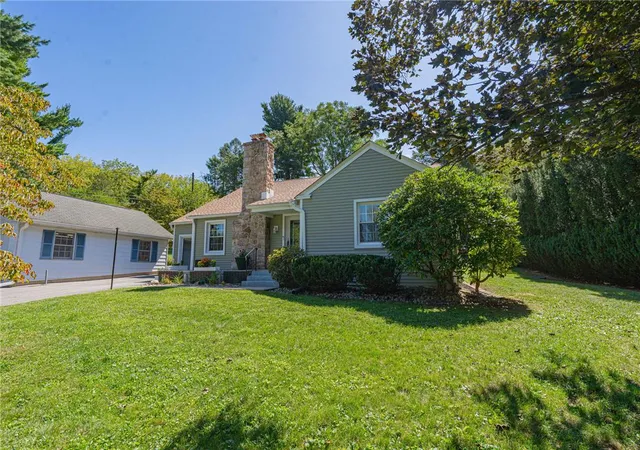 Photo 3 of Sale Pending at 3224 Chestnut Dr, Allentown, PA 18104 | MLS# 784374 | Listing updated on 2026-09-25